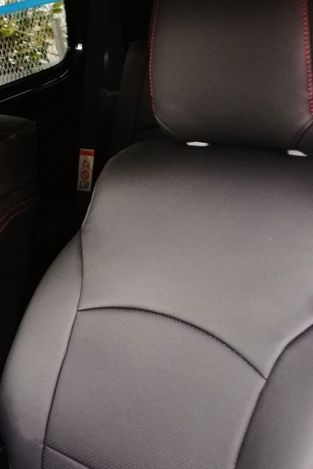 Refinadレザーデラックス シートカバー装着写真