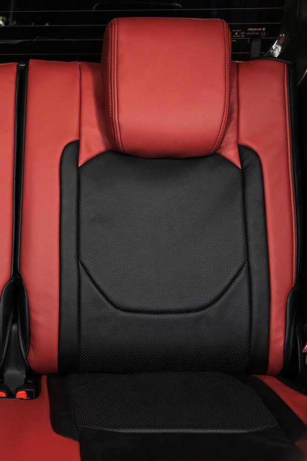 Refinad専用デザイン シートカバー装着写真