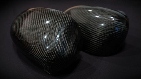 カーボンパーツ