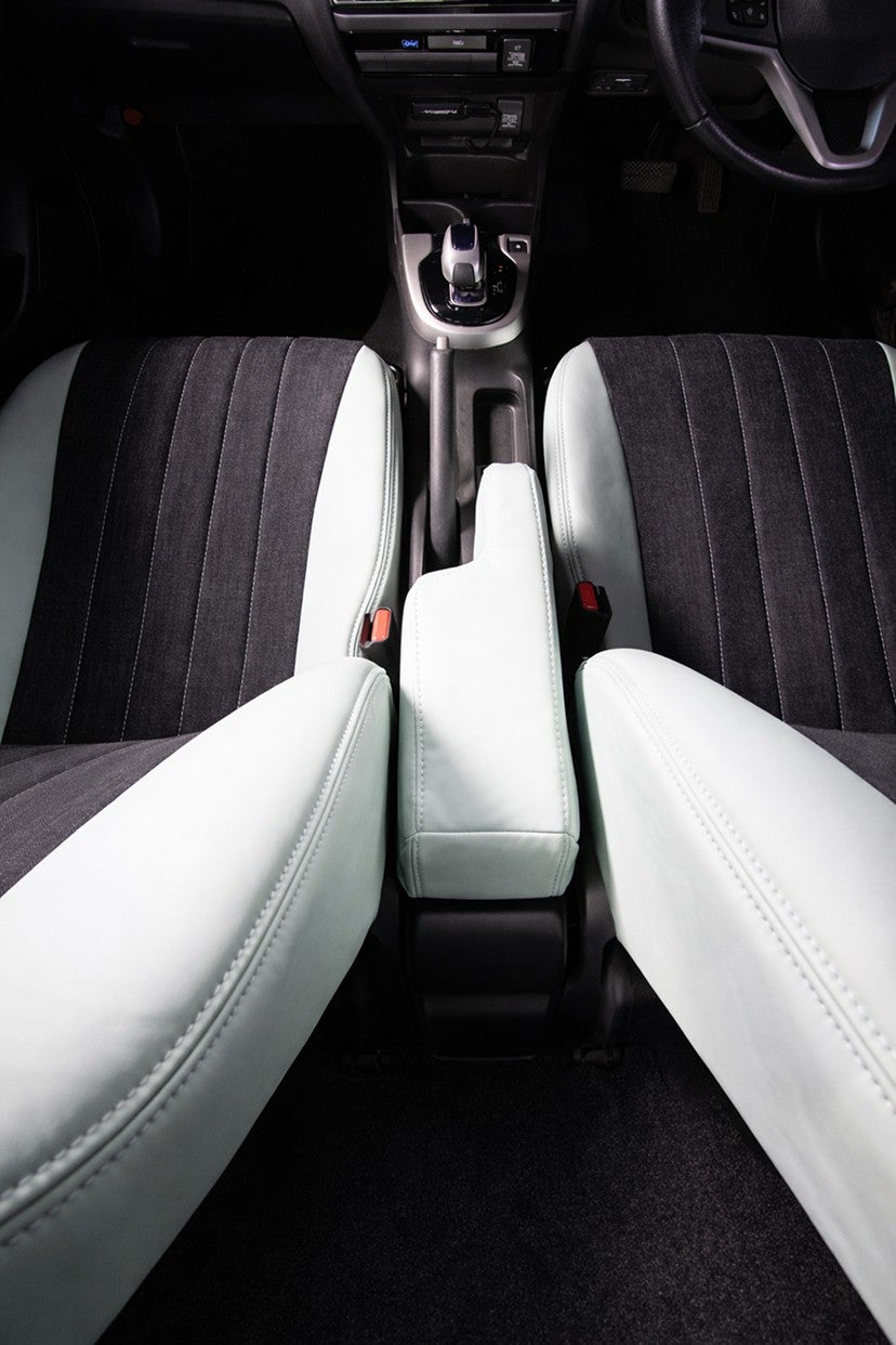 エスクァイアハイブリッドシートカバー Sandii サンディ デニムサンド デニムカラー