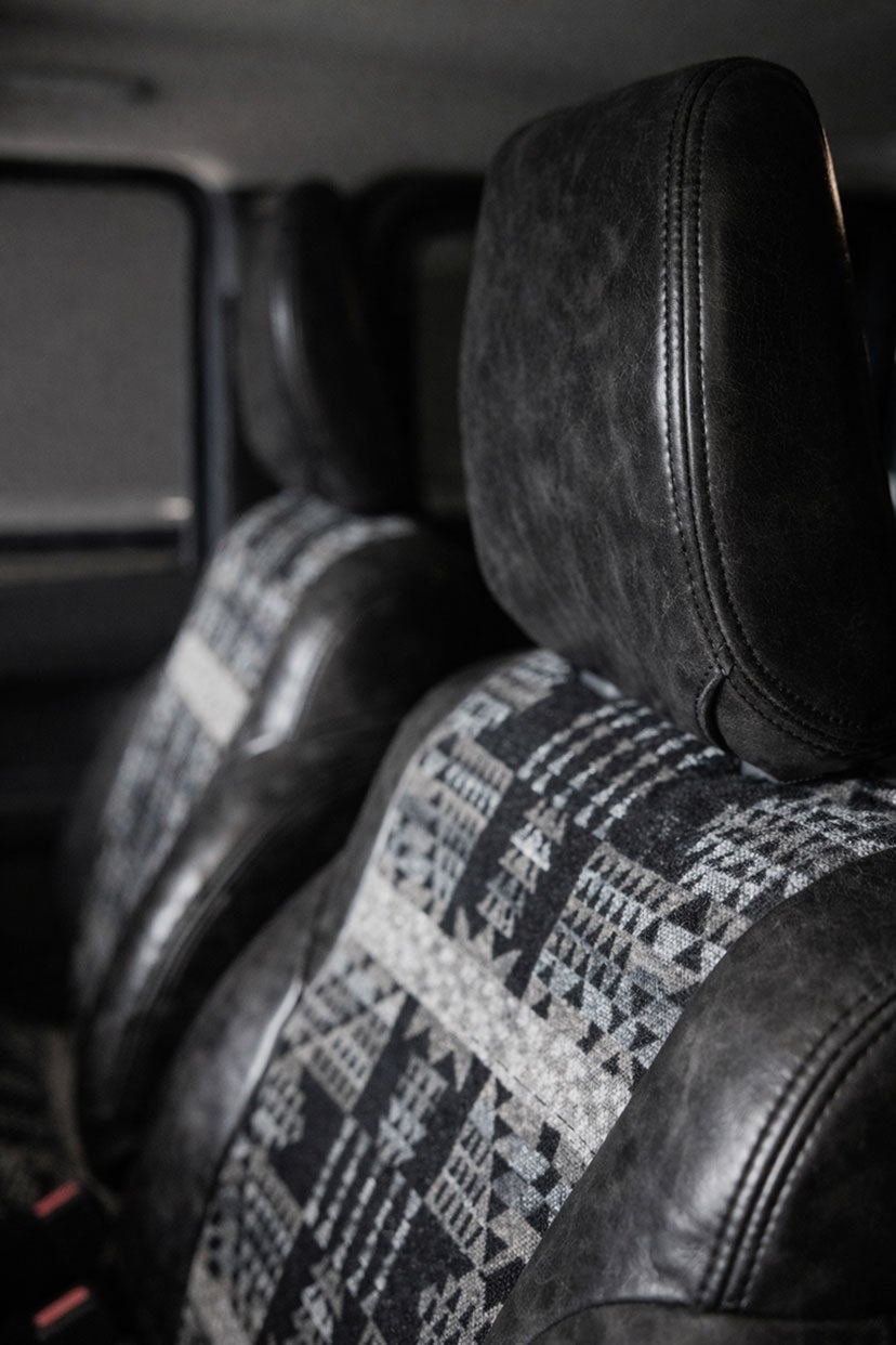 アテンザセダン シートカバー Sandii カチナ 生地K10 グレージュ2