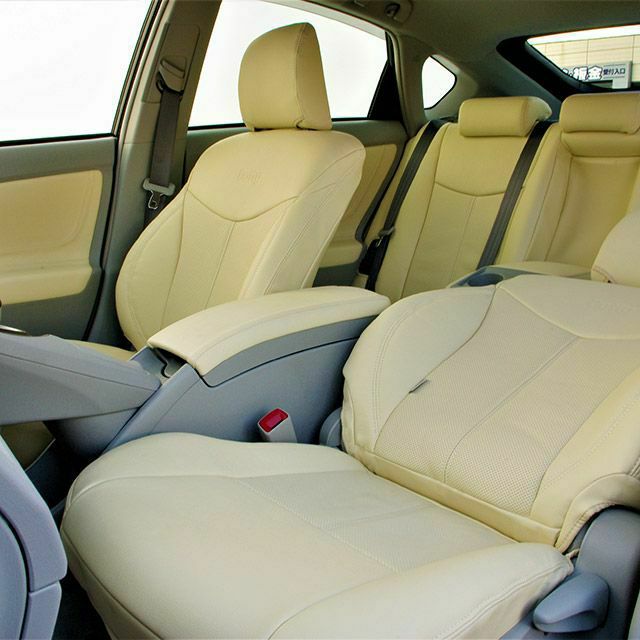 シートカバー Dotty LUXUR-SPOLT本革パンチング 画像2