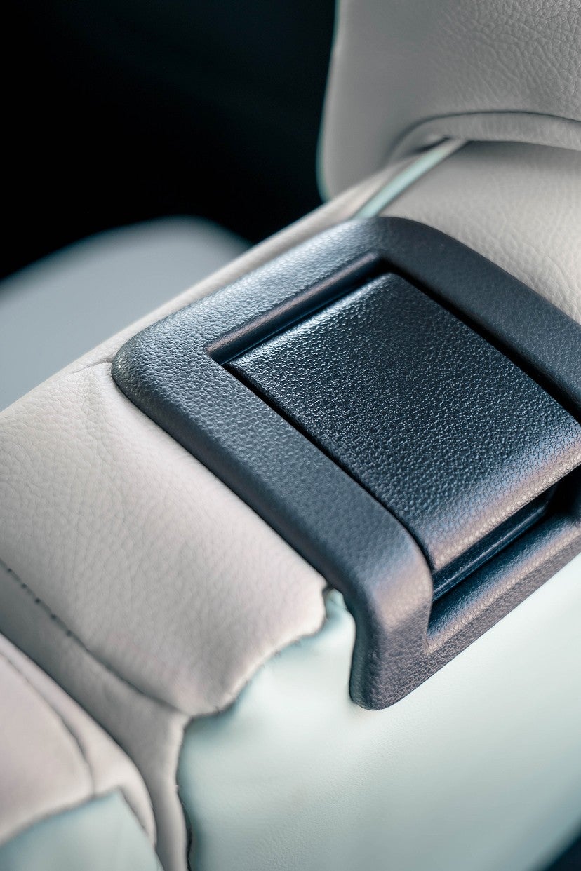 エクリプスクロスPHEV シートカバー Sandii マカロン ローズピンク×スノーホワイト