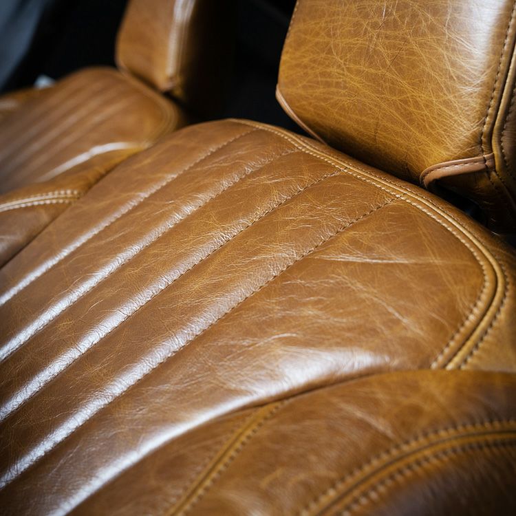 シートカバー Refinad レフィナード オールドレザー 特徴2